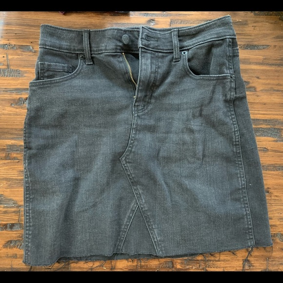 Old Navy Black Denim Skirt 